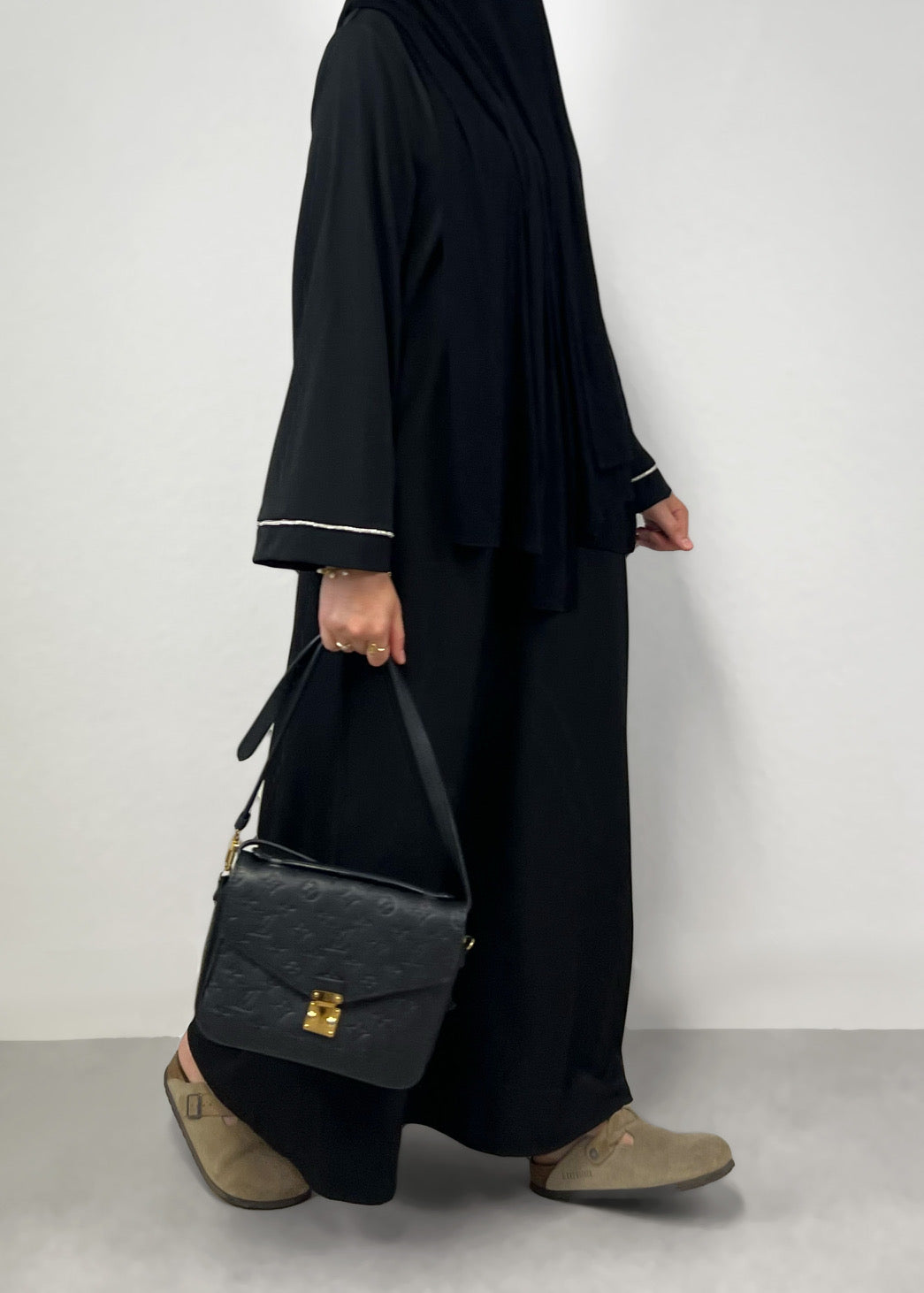 Basic Abaya mit Strass-Details